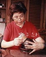 紫砂壶艺师图片：张红华 