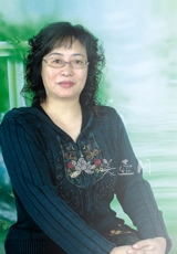 紫砂壶艺师图片:王兰萍