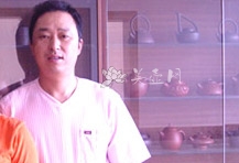 紫砂壶艺师图片：周国洪 