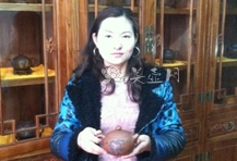 紫砂壶艺师图片：吴吉 