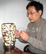 紫砂壶艺师图片:陈骏