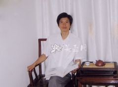 紫砂壶艺师图片：唐彬傑 