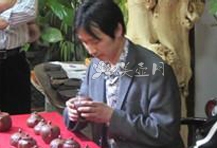 紫砂壶艺师图片:洪发军