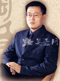 紫砂壶艺师图片:毛之健