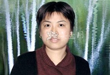 紫砂壶艺师图片:吴顺珍