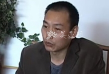 紫砂壶艺师图片:刘小平